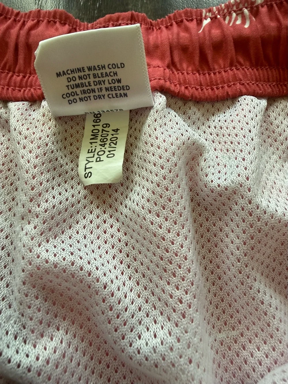 Vineyard Vines retails $98